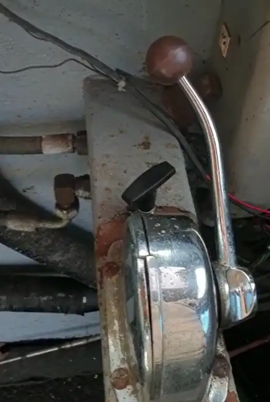 வேலை செய்யும் படகுகள் விற்பனைக்கு