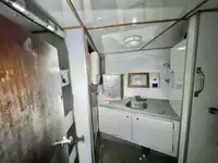 டிராலர் விற்பனைக்கு