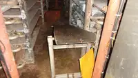 டிராலர் விற்பனைக்கு