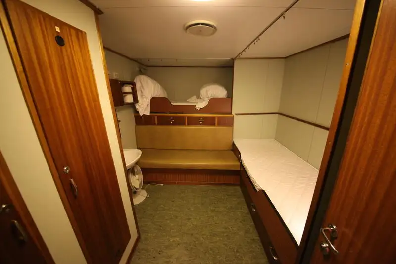 ரோ-ரோ கப்பல் விற்பனைக்கு