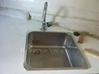 டிராலர் விற்பனைக்கு