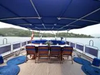 படகு விற்பனைக்கு