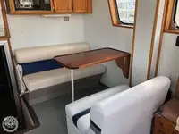 டிராலர் விற்பனைக்கு
