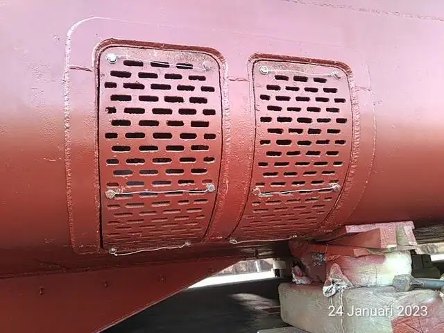 எண்ணெய் / இரசாயன டேங்கர் விற்பனைக்கு