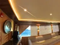 படகு விற்பனைக்கு