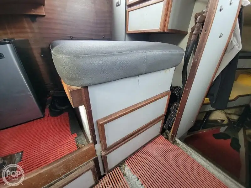 உயிர் காக்கும் படகு விற்பனைக்கு