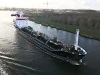 Oil/Chemical tanker விற்பனைக்கு