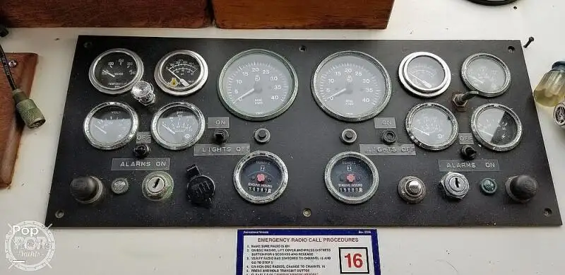 டிராலர் விற்பனைக்கு