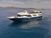 பயணிகள் கப்பல் விற்பனைக்கு