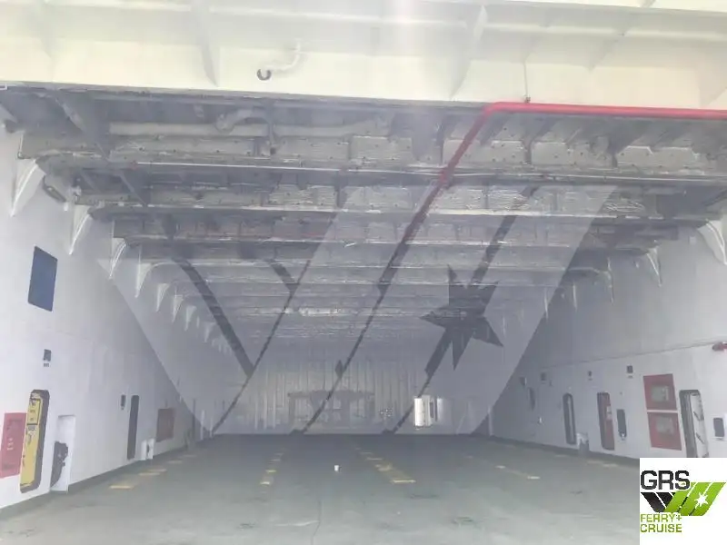 ரோ-ரோ கப்பல் விற்பனைக்கு