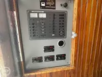 டிராலர் விற்பனைக்கு