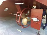 வேலை செய்யும் படகுகள் விற்பனைக்கு