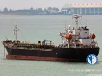 எண்ணெய் / இரசாயன டேங்கர் விற்பனைக்கு