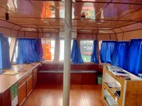 துடுப்புப் படகு விற்பனைக்கு