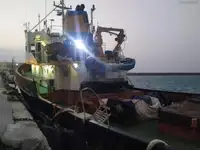 இழுக்கும் படகு விற்பனைக்கு