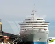 குரூஸ் கப்பல் விற்பனைக்கு