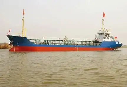 எண்ணெய் / இரசாயன டேங்கர் விற்பனைக்கு