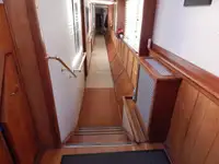 பarge விற்பனைக்கு