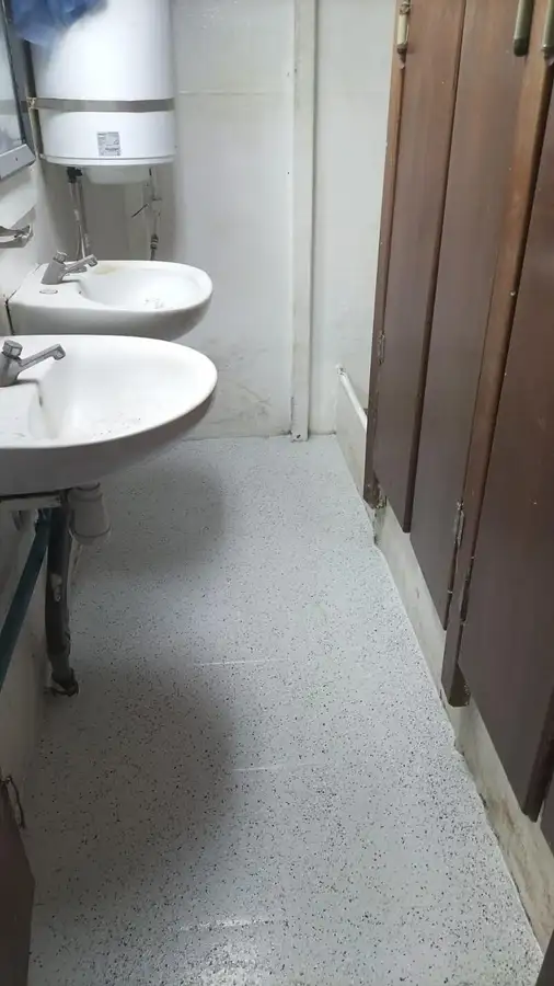 டிராலர் விற்பனைக்கு
