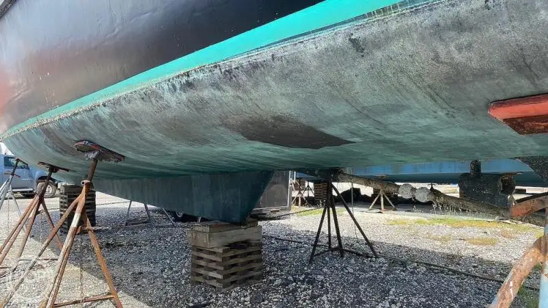 குரூஸ் கப்பல் விற்பனைக்கு