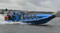 விறைப்பான காற்றினால் நிரப்பப்பட்ட படகு விற்பனைக்கு