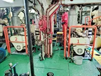 லேண்டிங் கிராஃப்ட், டேங்க் விற்பனைக்கு