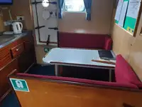 வேலை செய்யும் படகுகள் விற்பனைக்கு