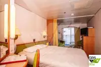 குரூஸ் கப்பல் விற்பனைக்கு