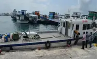 குழு படகு விற்பனைக்கு