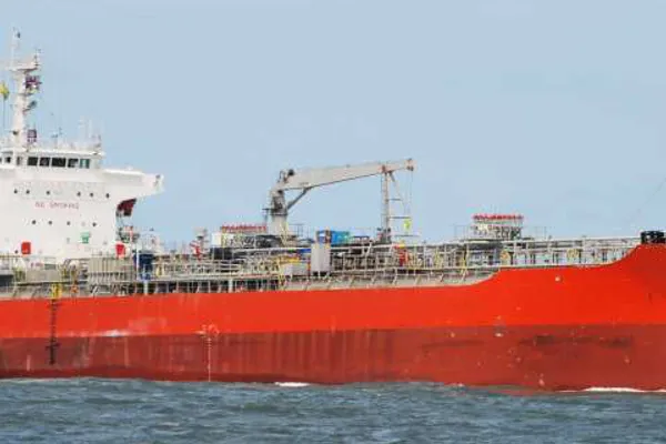 Oil/Chemical tanker for sale