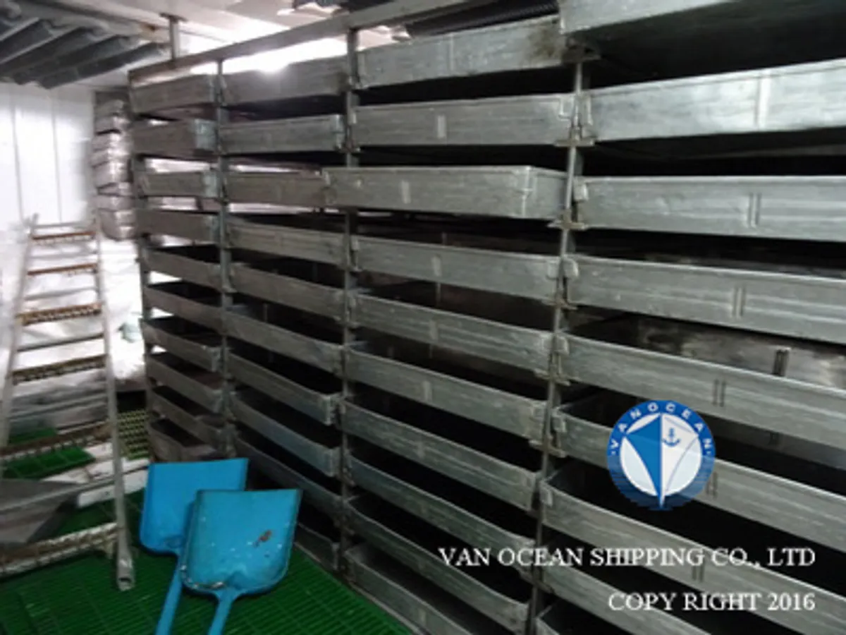 டிராலர் விற்பனைக்கு