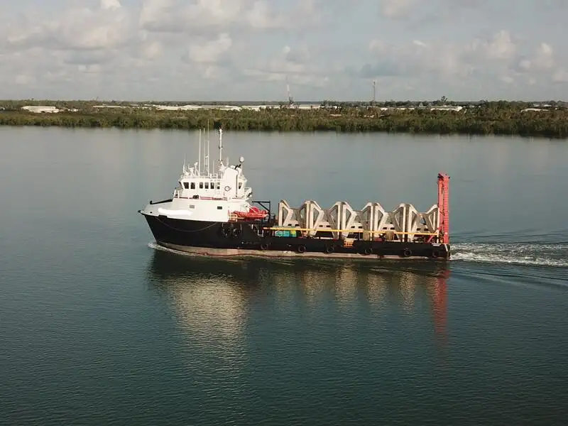 ஃபாஸ்ட் சப்ளை வெசல் (FSV) விற்பனைக்கு