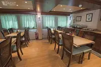 குரூஸ் கப்பல் விற்பனைக்கு
