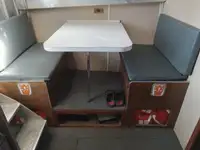 குழு படகு விற்பனைக்கு