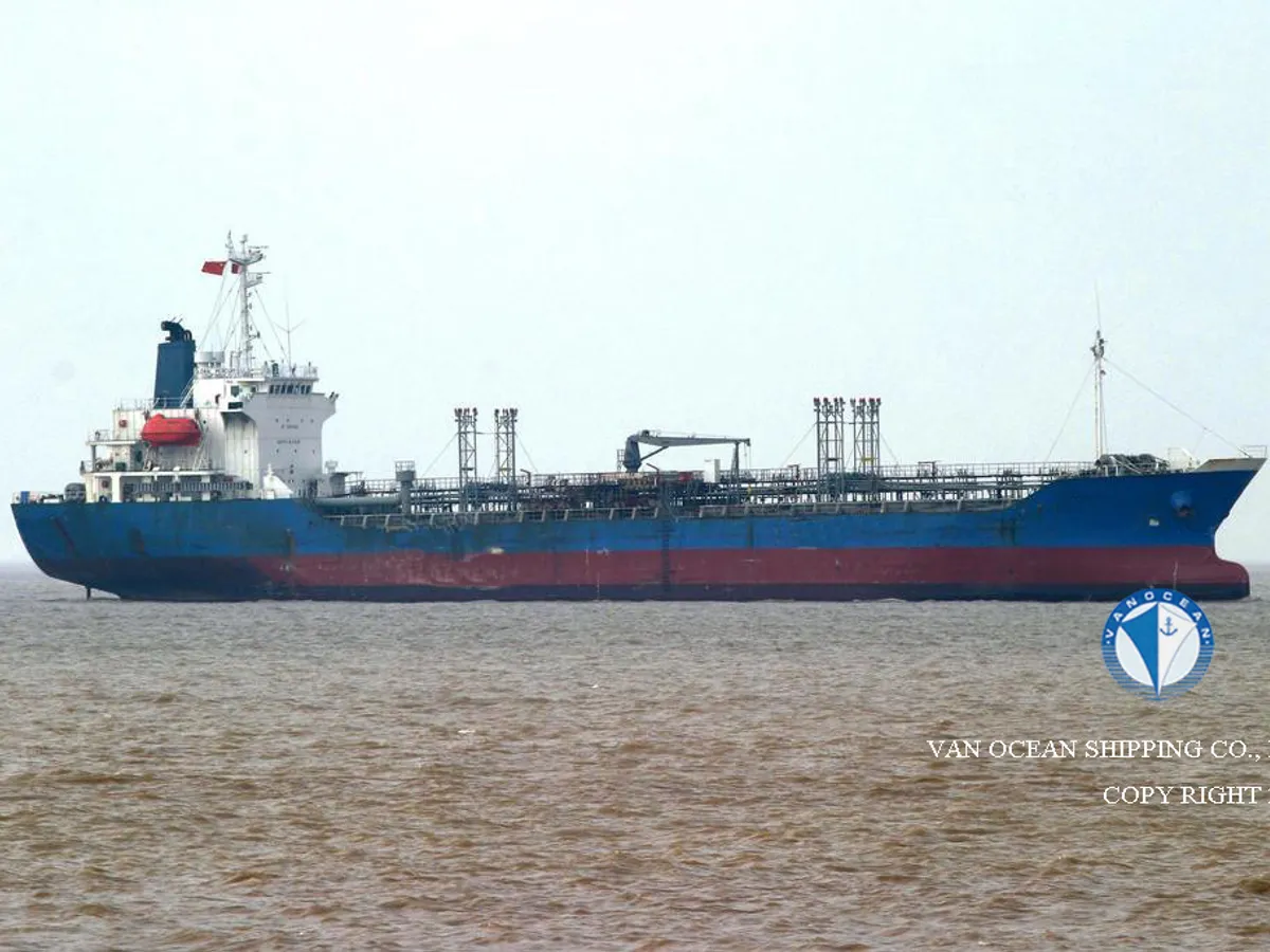எண்ணெய் / இரசாயன டேங்கர் விற்பனைக்கு
