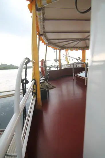குரூஸ் கப்பல் விற்பனைக்கு