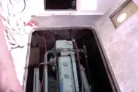 குழு படகு விற்பனைக்கு