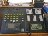 காவல் படகு விற்பனைக்கு