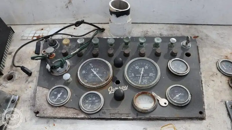 காவல் படகு விற்பனைக்கு