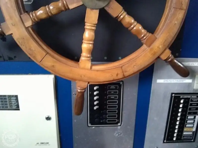 கட்டர் விற்பனைக்கு