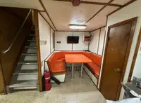 குழு படகு விற்பனைக்கு