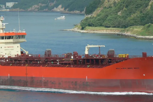 Oil/Chemical tanker for sale