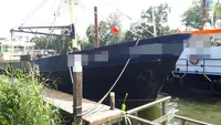 டிராலர் விற்பனைக்கு