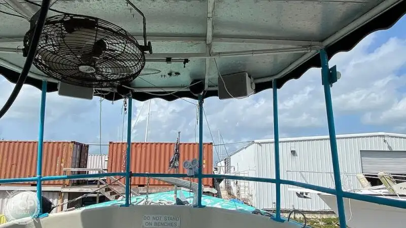 குரூஸ் கப்பல் விற்பனைக்கு