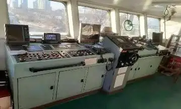 எண்ணெய் / இரசாயன டேங்கர் விற்பனைக்கு