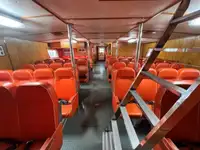 குழு படகு விற்பனைக்கு