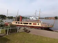படகு கப்பல் விற்பனைக்கு