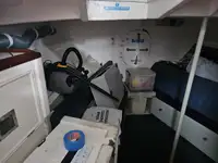 உயிர் காக்கும் படகு விற்பனைக்கு