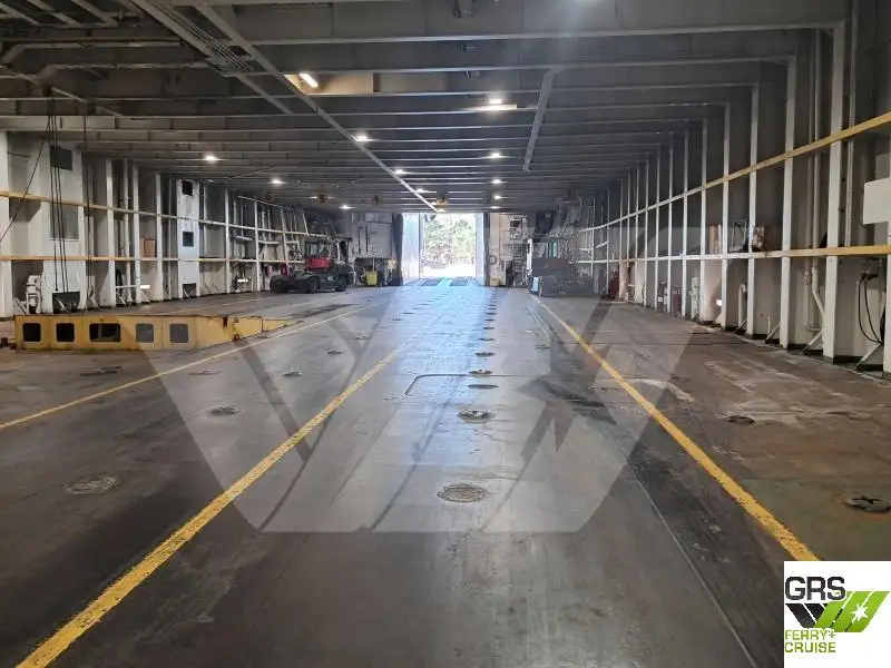 ரோ-ரோ கப்பல் விற்பனைக்கு