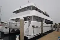 கேட்டமரன் விற்பனைக்கு